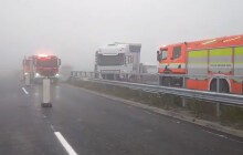 AKTUÁLNĚ: Série nehod na D35. Jeden člověk zemřel