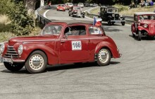 Ve Šternberku se představí dvě stovky historických aut a motorek. Budou uzavírky