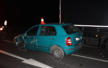 Nedání přednosti skončilo dopravní nehodou. Řidič kamionu zmizel