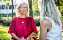 Dostupné bydlení, péče o seniory, ale také návrat ke kořenům. To je životní filozofie i politický program Hany Pospíšilíkové