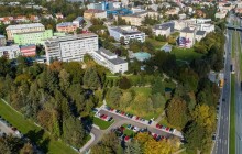 Frekventovaný chodník z Brněnské ulice do FNOL bude do konce prázdnin uzavřen