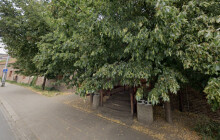 Nejdřív se hádali, pak vytáhl pistoli. Před Belmondem došlo k potyčce