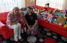 Hračky pro děti z dětského oddělení. Sbírka měla úspěch