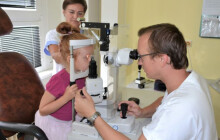 Péči o dětské oči nemocnice rozšíří. Čekací lhůty na očním se zkrátí
