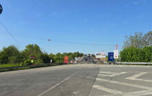 Práce na mostu přes D35 u Křelova finišují. Skončit by měly do měsíce