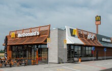 Nový McDonald's se otevře v úterý. Jubilejní pobočku hledejte na Prostějovsku