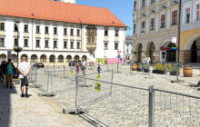 Zákaz dronů a parkování v centru. Přípravy na půlmaraton vrcholí