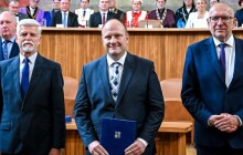 Univerzita Palackého přivítala ve svých řadách nově jmenované profesory. Je jich celkem deset