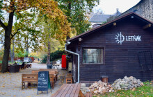 Stavbu nové gastro zóny chystají už na příští rok. Dřevěná chalupa půjde k zemi