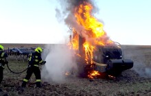 Dva požáry na Prostějovsku, hořel traktor i kombajn