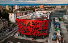 Dva tisíce strávníků zvládneme, zní z univerzity. Druhá největší menza otevře za rok