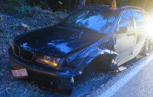 Na Prostějovsku řidiče přemohl mikrospánek. Došlo k nehodě tří aut