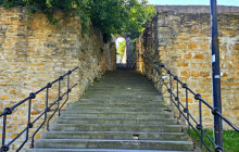 Schodiště k Bečvě čeká proměna. Získá historické nápisy připomínající dějiny Přerova