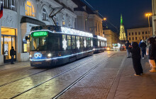 Kde jezdí nejhezčí vánoční tramvaj? A vyhraje letos ta olomoucká?