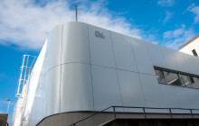 FN Olomouc otevřela nový pavilon pro kardiologii. Má špičkový katetrizační sál i komfortní zázemí