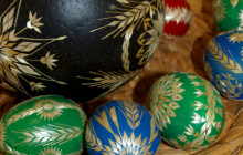 Kouzlo slámových kraslic. Zapomenutý hanácký poklad představují v Prostějově