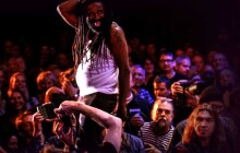 Na Blues Alive zahrál s českými bývalý kolega Boba Dylana bubeník Watson
