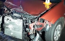 Na Prostějovsku u Smržic se na přejezdu střetlo auto s vlakem