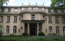 Právě dnes: Nacisté na konferenci ve Wannsee plánují likvidaci Židů