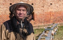 Fort Tafelberg je domovem včel. Jan Kubeš má v areálu FN Olomouc šestnáct včelstev