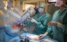 Urologové využili při odběru ledviny robotický systém. U živého dárce jako první v Česku