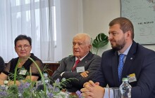 30 let na trhu! Přední výrobce léčivých látek FARMAK slaví jubileum