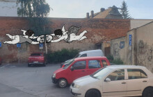 Andělé obyvatele Křivé ulice neochrání. Street Art Festival přišel o jednu z ploch