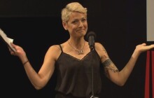 Do Zábřehu na stand-up komičku Adélu Elbel. Co dalšího chystá Zábřežská kulturní?