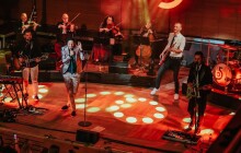 O5 a Radeček málem zbourali sál filharmonie. Podívejte se na fotky z vyprodaného koncertu