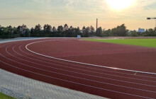 Atletický stadion láká na volný vstup. Šternberk otevře sportoviště po svátcích