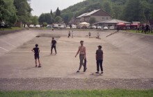 Vypuštěné koupaliště, hudba, pivo a skate. Akce Půldžem nabírá na obrátkách    