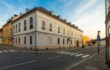 Dříve svatá místa, dnes tělocvičny a květinářství. Ve Šternberku chystají výstavu NEkostely a NEkaple