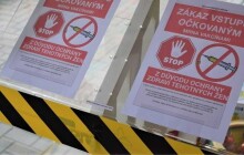 AKTUALIZOVÁNO: Olomoucký obchod zakazuje vstup očkovaným lidem. Nejde o diskriminaci, hájí se majitelka