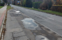 Dlouhou od pondělí neprojedete. Město opraví i zastávku