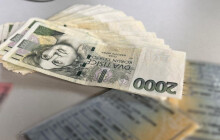 Nechtěl nechat zvážit náklaďák, raději zaplatil sto tisíc. Na místě a v hotovosti