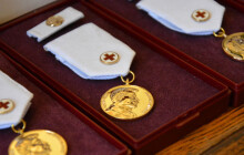 Zlaté medaile za krev. Dárci v&nbsp;Olomouckém kraji odevzdali zhruba dvacet litrů krve