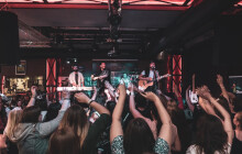 Kdo se stane Radiotalentem 2024? Finalisté soutěže zahrají naživo, vstup je zdarma