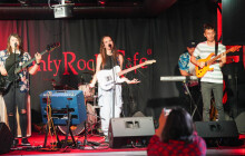 Ceny Radiotalent doslova vypěnily. Titul si odnáší kapela Pjena