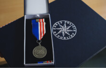 Byla by ostuda, kdyby mi utekl, řekl voják k dopadení zloděje prstenů