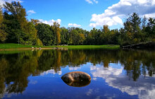 Rybáři aplikují do zabahněné Laguny v Přerově další dávku bakteriální směsi