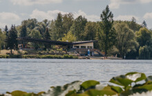 Akce na víkend: Paddleboardy na Poděbradech a party na střeše