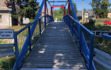 Po novém. Město opravilo schodiště i lávku