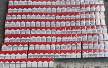 Celníci chytají pašeráky cigaret. Zachytili jich víc než za celý minulý rok