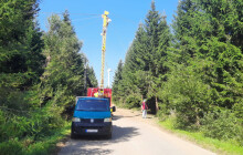 Dvě turistické cesty k Dlouhým stráním jsou uzavřené. Úřaduje zde lesní technika