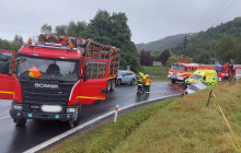Hasiči zasahují u nehody. Na Šumpersku se zranila řidička