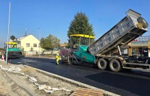 Už pokládají asfalt. V Horce nad Moravou dokončují opravu silnic