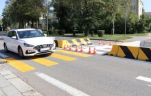 Na ulici Bratří Hovůrkových přechod je. Město přišlo s novým řešením