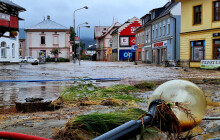 POVODEŇ: Zpátky do gumáků, voda klesá a odhaluje jizvy