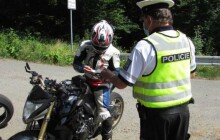 Policisté o víkendu kontrolovali provoz přes Červenohorské sedlo