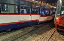Srážka tramvají v Olomouci. Za nehodu může nepřehozená výhybka
